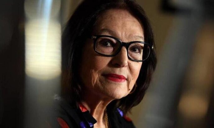 Νάνα Μούσχουρη