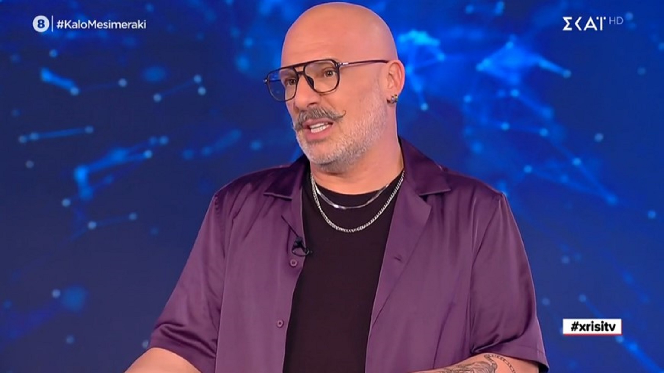 Νίκος Μουτσινάς: «Tι βλακείες είναι αυτές;» – Το αιχμηρό σχόλιο για ερώτηση που δέχτηκε η Κατερίνα Στικούδη