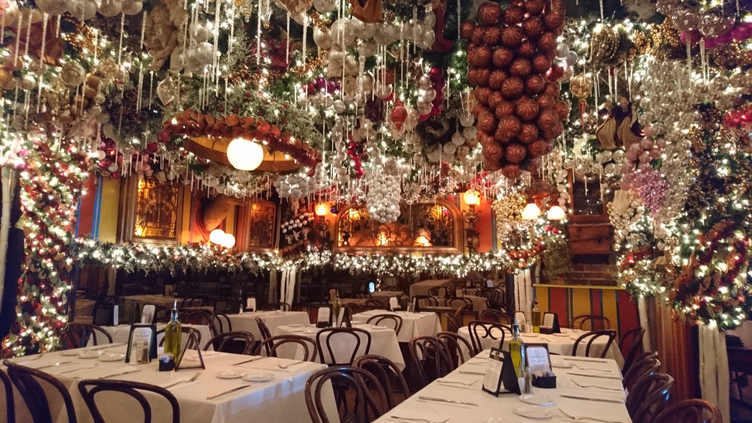 Αυτό είναι το πιο χριστουγεννιάτικο εστιατόριο στον κόσμο