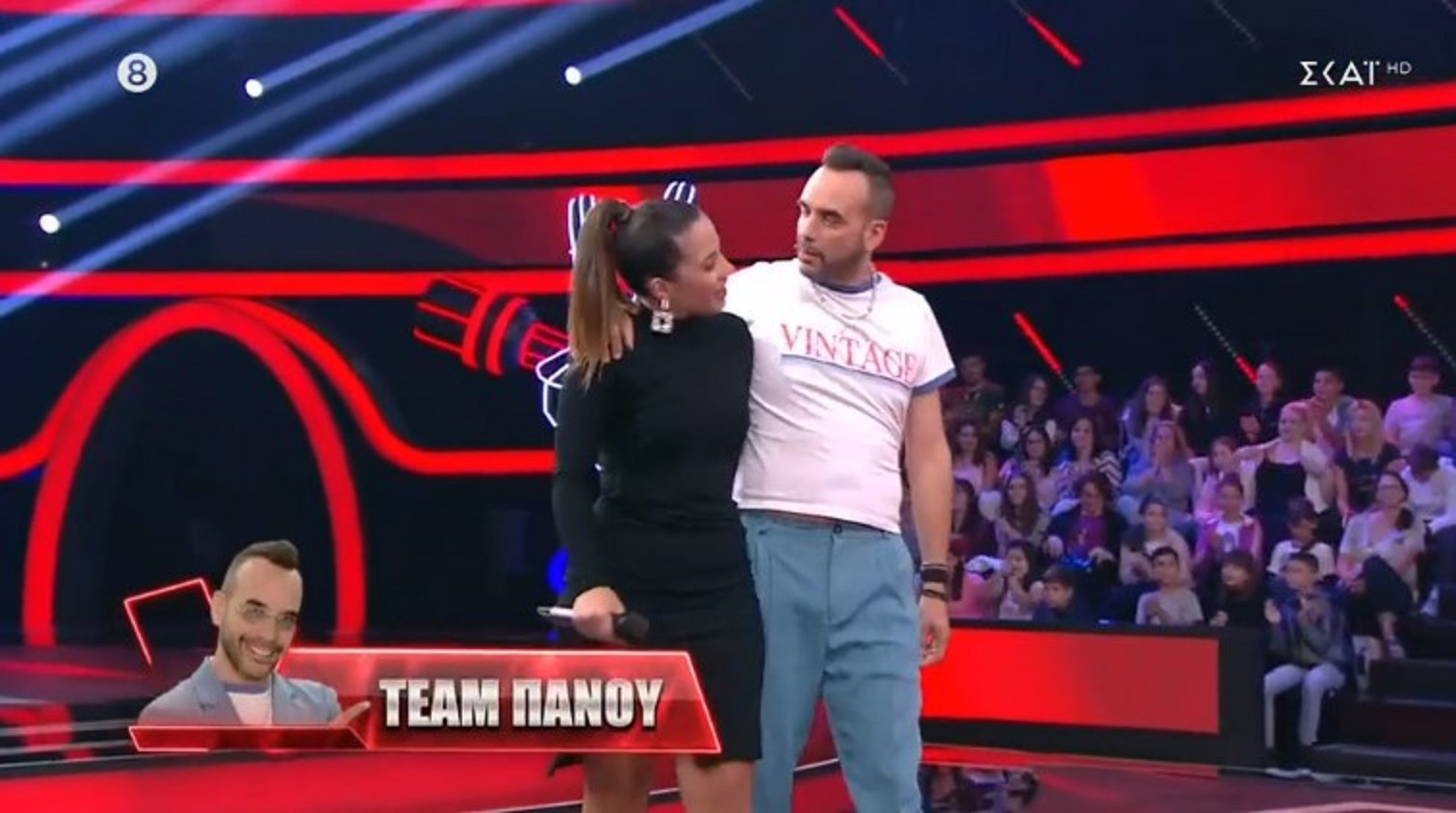 The Voice: Ο Πάνος Μουζουράκης το έριξε στα ρώσικα και την «κέρδισε» – ΒΙΝΤΕΟ