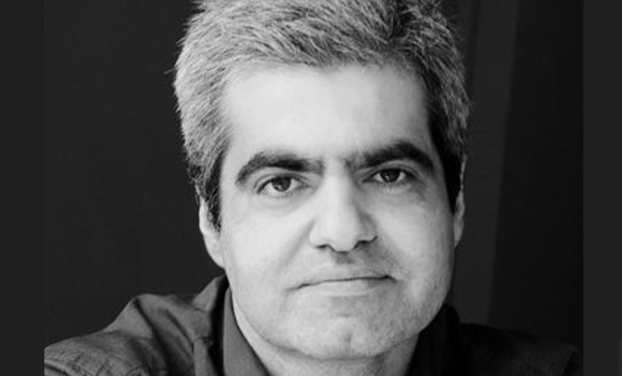 Βασίλης Παπαθεοδώρου: Προφυλακίστηκε ο συγγραφέας παιδικών βιβλίων για παιδική πορνογραφία