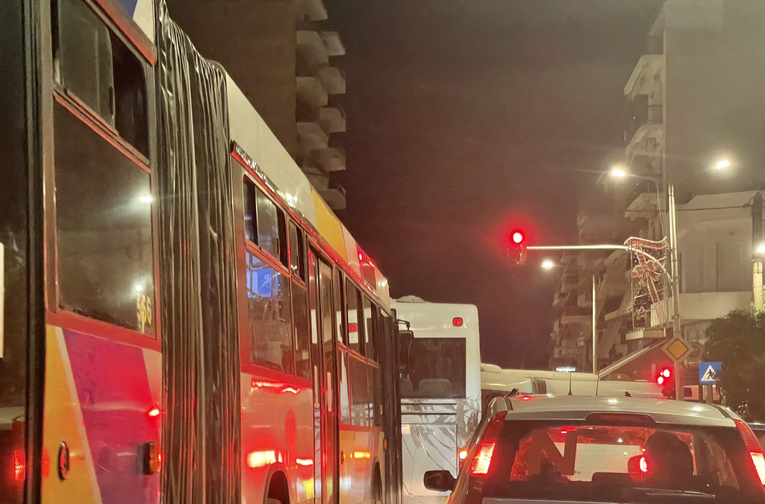 Πειραιάς κίνηση