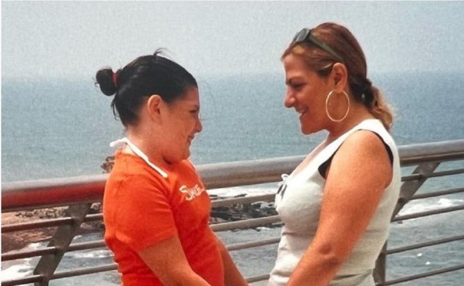 Δανάη Μπάρκα Βίκυ Σταυροπούλου