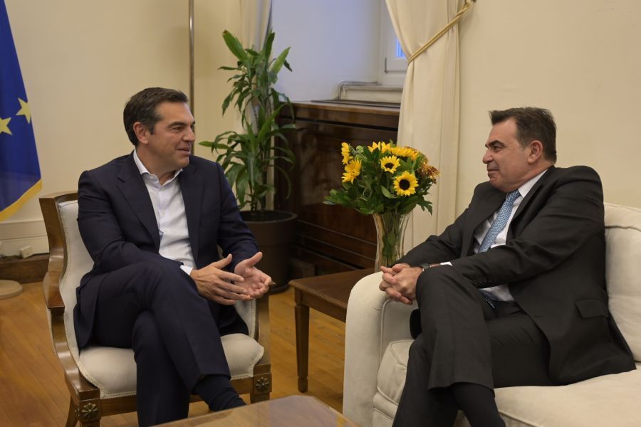 Τσίπρας: Συνάντηση με τον Μαργαρίτη Σχοινά – Τα θέματα που έθεσε στον αντιπρόεδρο της Κομισιόν
