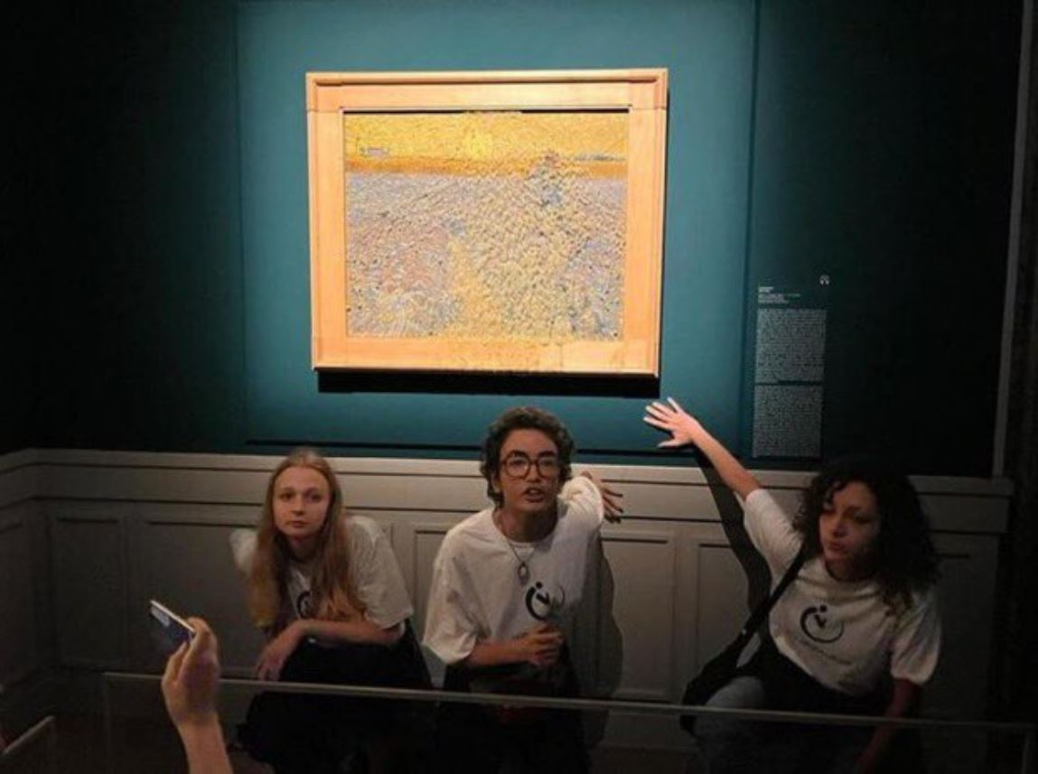 Ιταλία: Ακτιβιστές έριξαν σούπα στον Σπορέα του Βαν Γκογκ, διαμαρτυρόμενοι για την κλιματική αλλαγή