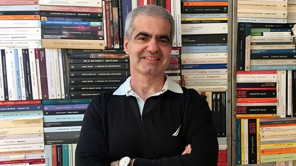 Βασίλης Παπαθεοδώρου: Απόπειρα βιασμού περιέγραφε σε βιβλίο του