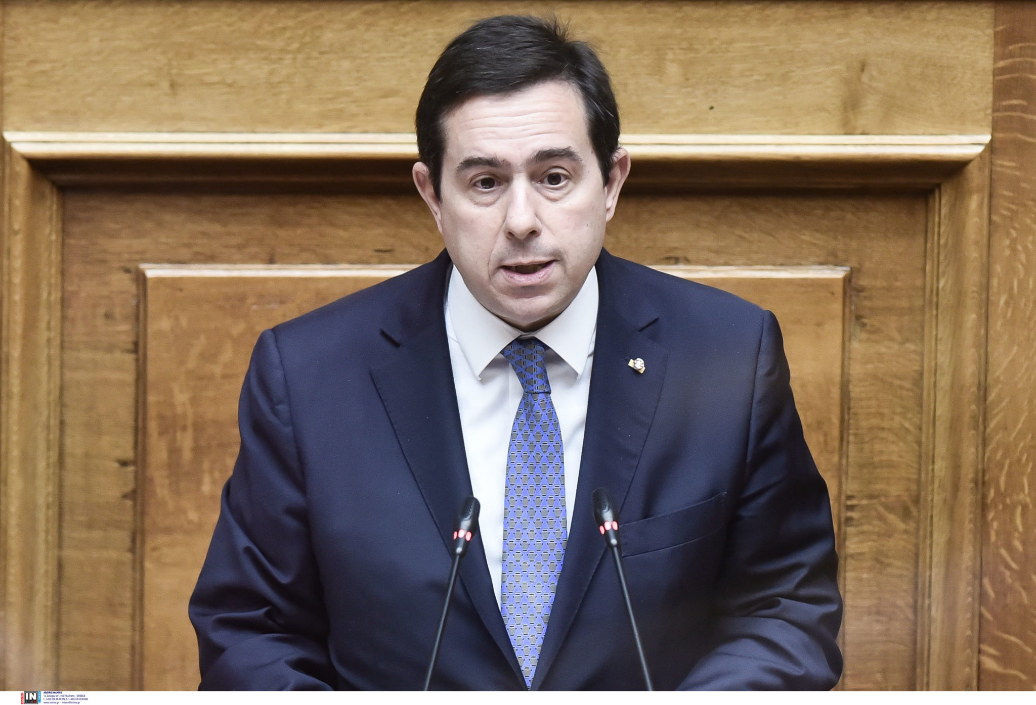 Νότης Μηταράκης