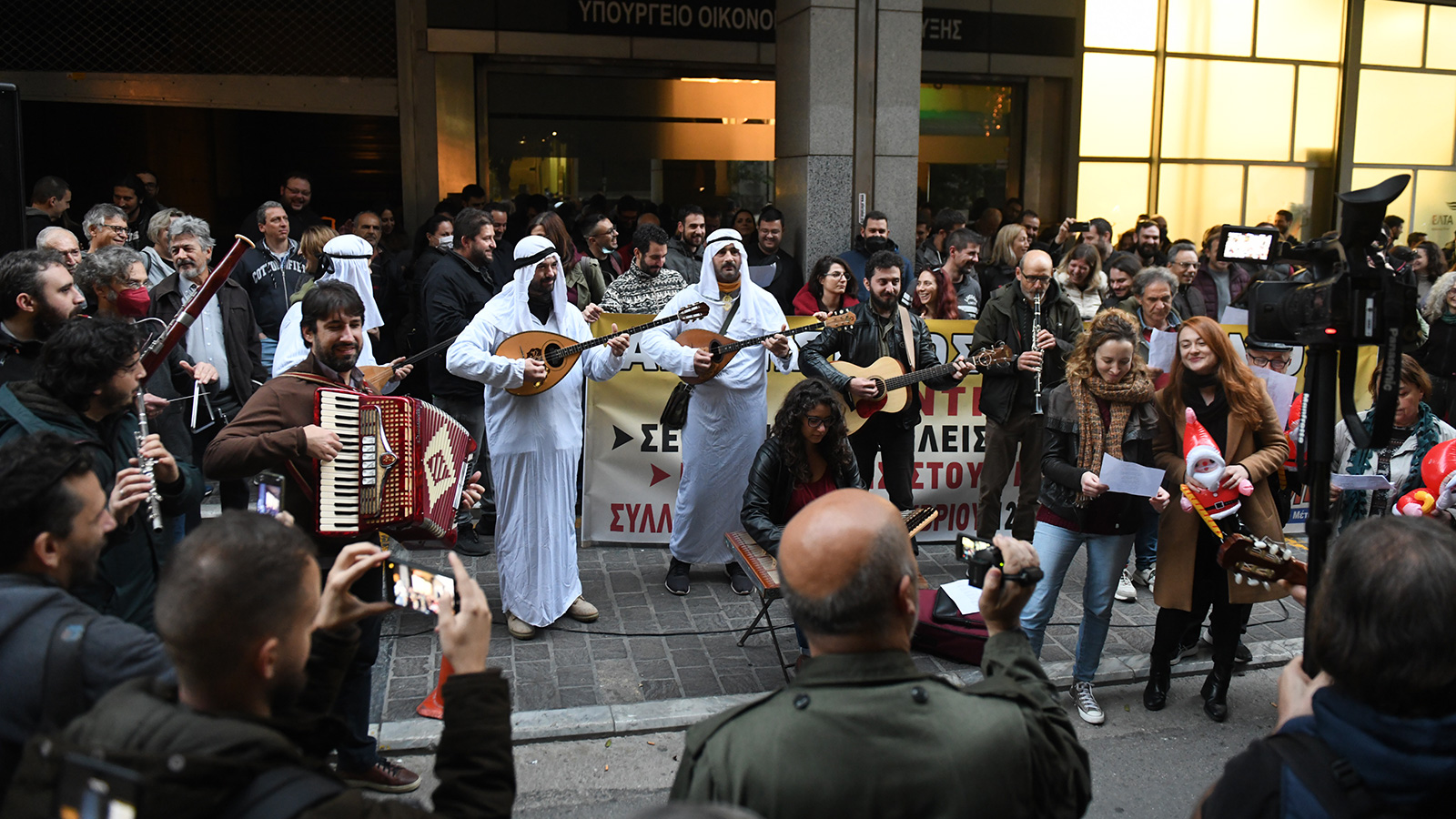 ΠΑΜΕ- ΥΠΟΙΚ