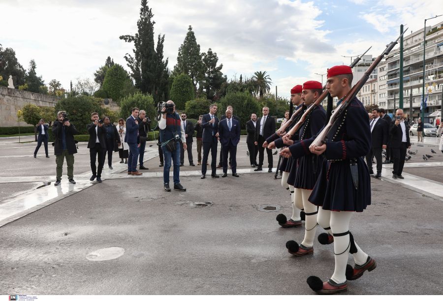 Μπακογιάννης- Άνταμς