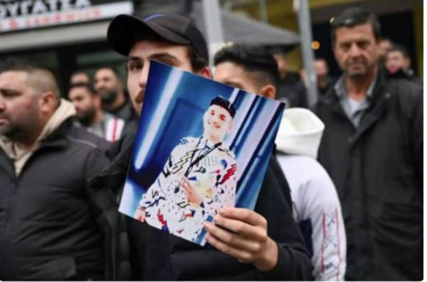 16χρονος Ρομά- Κώστας Φραγκούλης