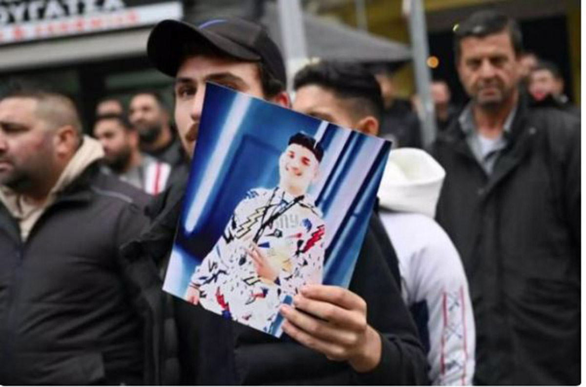 16χρονος Ρομά- Κώστας Φραγκούλης