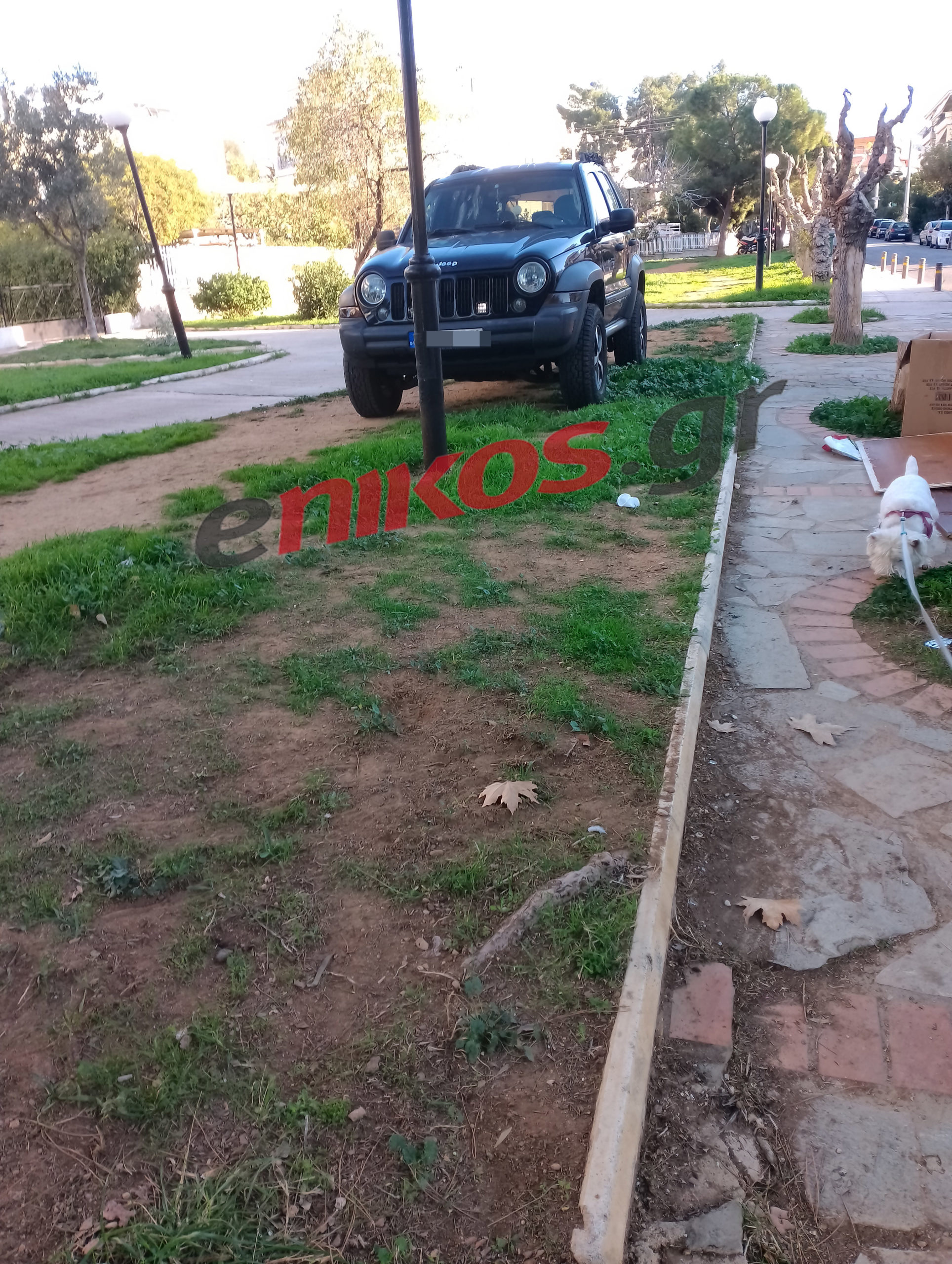 πλατεία στο Ελληνικό - πάρκινγκ