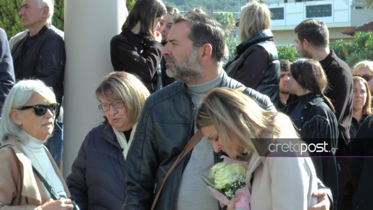 κηδεία Έμμα