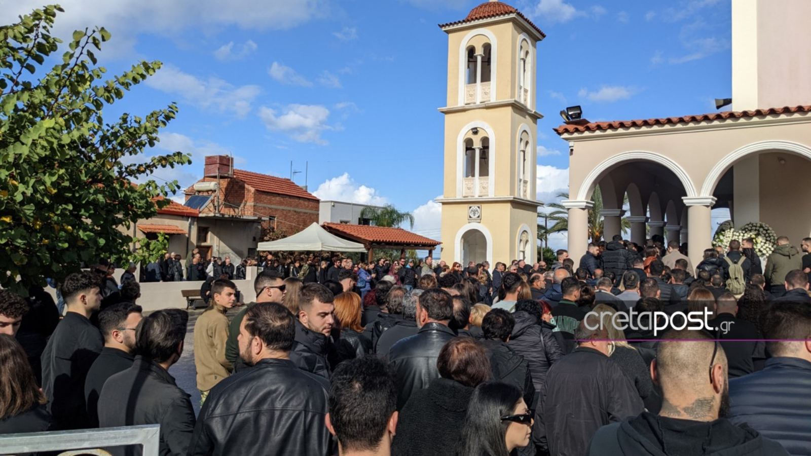 κηδεία Έμμα