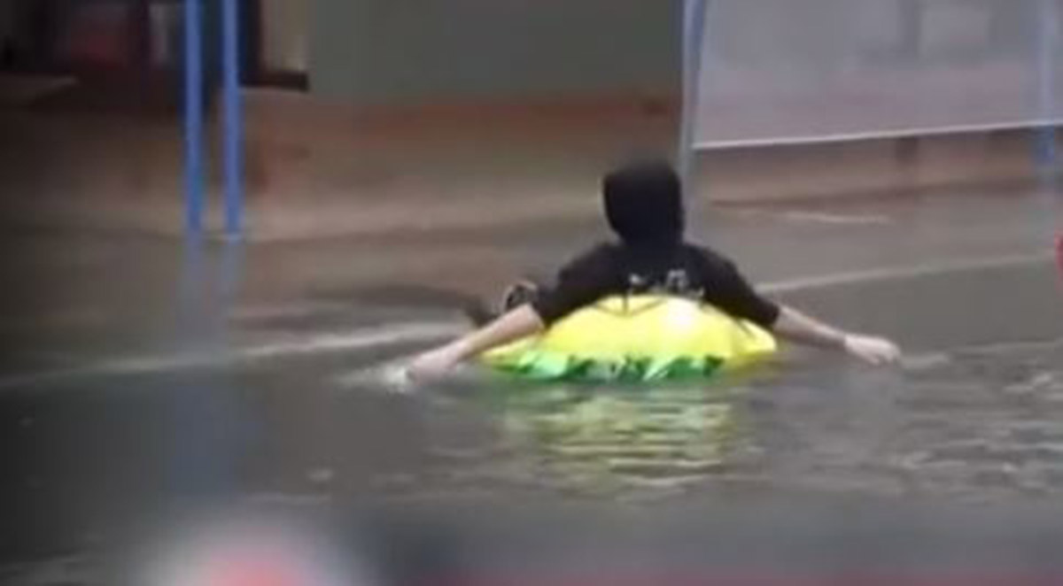 Στην Κατερίνη με φουσκωτό