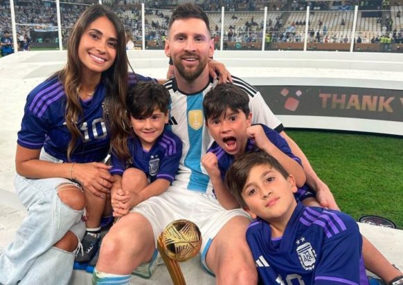 Μέσι Οικογένεια
