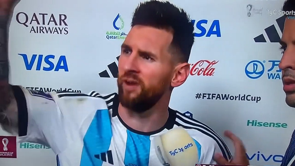 Μουντιάλ 2022: Έξαλλος Μέσι με Ολλανδό παίκτη – «Τι κοιτάς, ανόητε;»