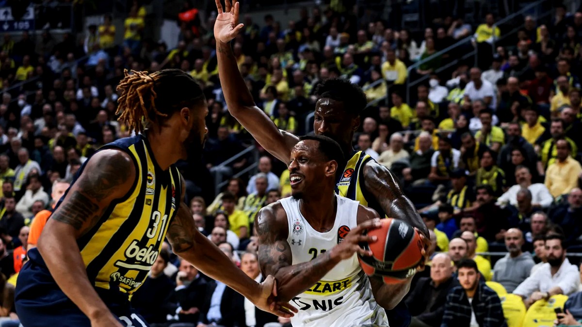 Euroleague: Φενέρμπαχτσε – Παρτίζαν 72-73 – «Χαμογέλασε» στην επιστροφή του ο Ομπράντοβιτς