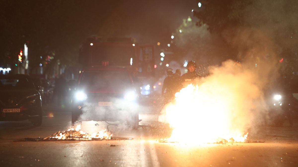 Μικροένταση στο Νομισματοκοπείο: Ομάδες Ρομά προσπάθησαν να κλείσουν τη Λ. Μεσογείων