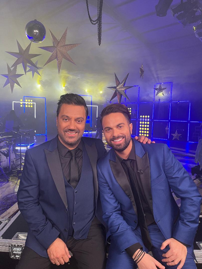 Ένα Τραγούδι Ακόμα: Ο Γιώργος Θεοφάνους υποδέχεται τον Ηλία Βρεττό και την Κωνσταντίνα