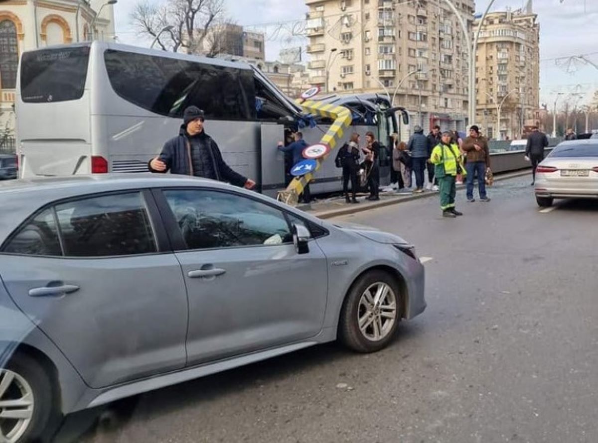 Τροχαίο δυστύχημα με λεωφορείο στη Ρουμανία: Οι εξελίξεις με τους τραυματίες – Πότε επιστρέφουν στην Ελλάδα οι πρώτοι επιβάτες