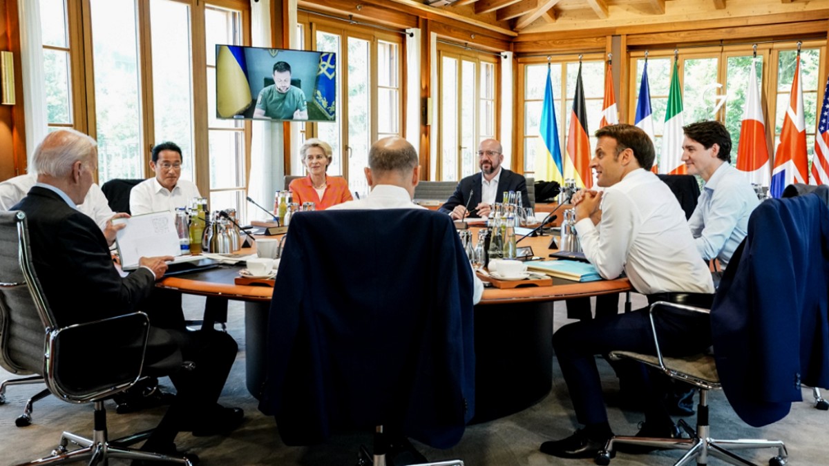 G7 και Αυστραλία ανακοινώνουν πλαφόν στην τιμή του πετρελαίου της Ρωσίας