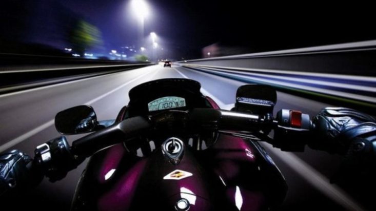 κόντρες με μηχανές