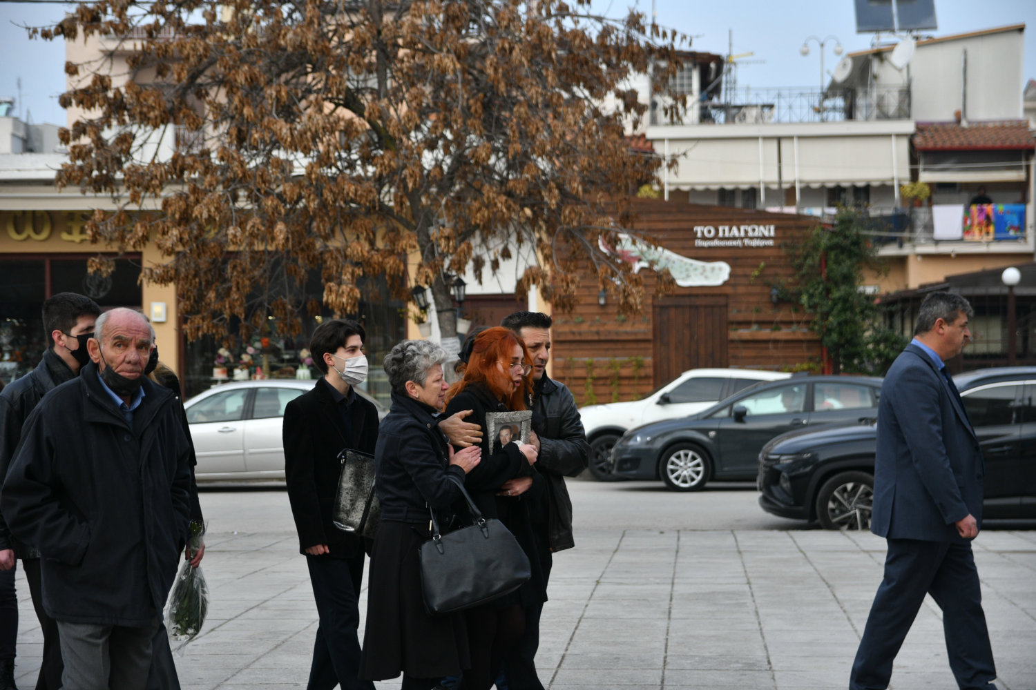 κηδεία Λάρισα