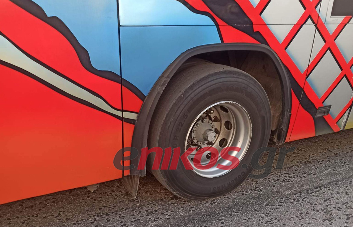 Λεωφορείο που μετέφερε παιδιά είχε αυτά τα λάστιχα – ΦΩΤΟ αναγνώστη