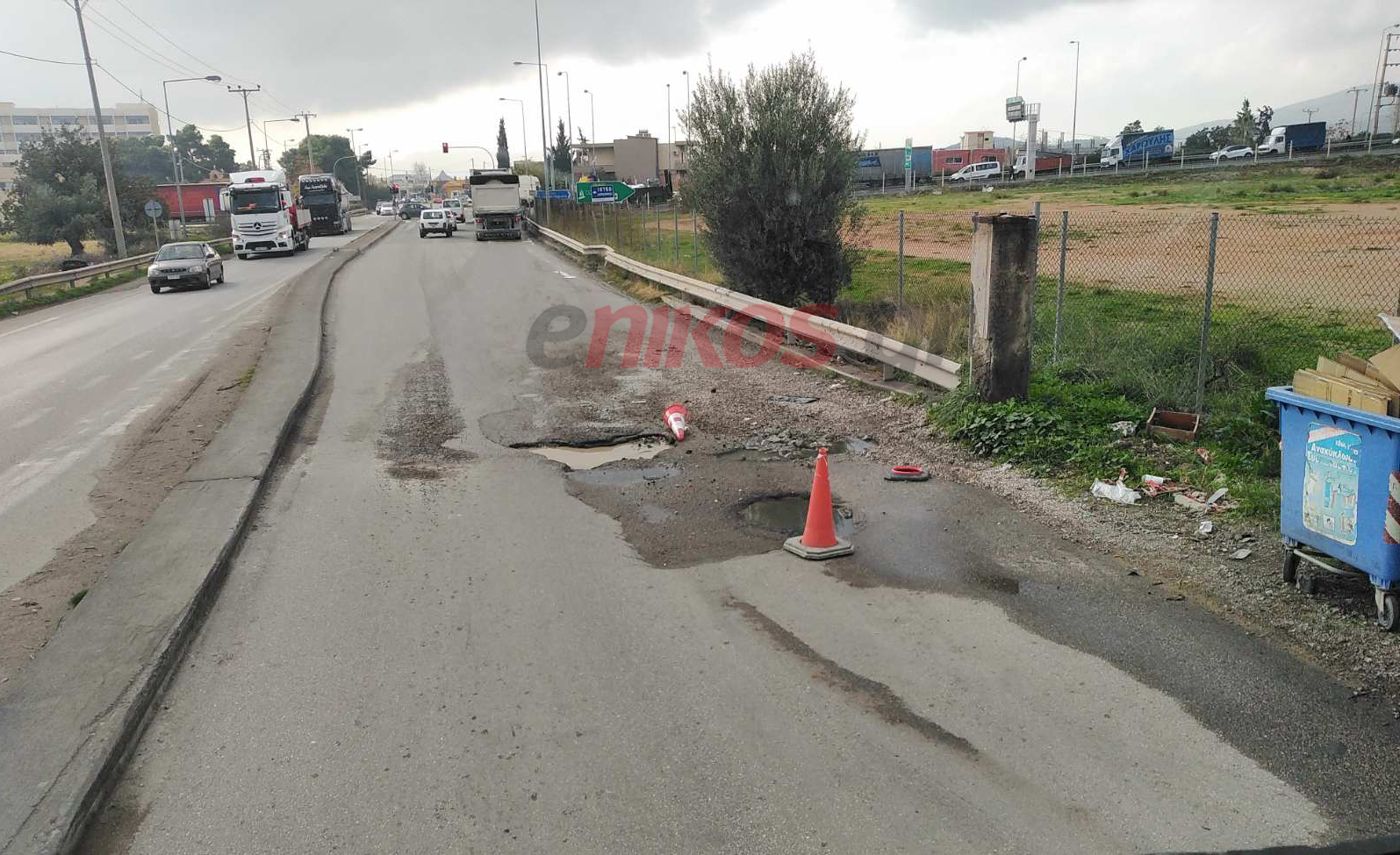 Αυτός είναι κεντρικός δρόμος στη Μαγούλα – Κίνδυνος για τους οδηγούς – ΦΩΤΟ αναγνώστη