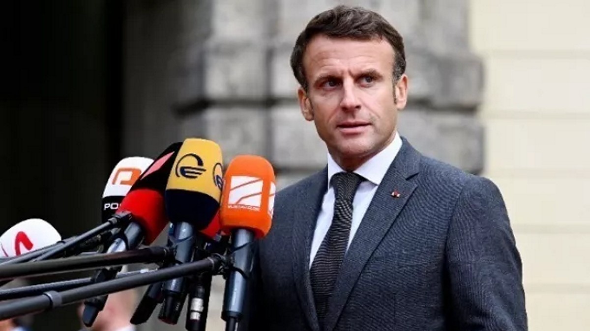 Γαλλία: Ανέβαλε ο Μακρόν την επίσκεψη στην Γερμανία – Στο «κόκκινο» το Παρίσι
