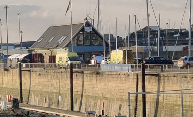 Μεγάλη επιχείρηση διάσωσης μεταναστών στη Μάγχη – Φόβοι για νεκρούς