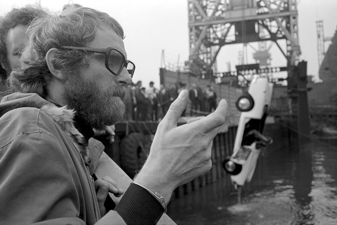 Μάικ Χότζες: Πέθανε ο Βρετανός σκηνοθέτης των ταινιών «Flash Gordon» και «Get Carter»