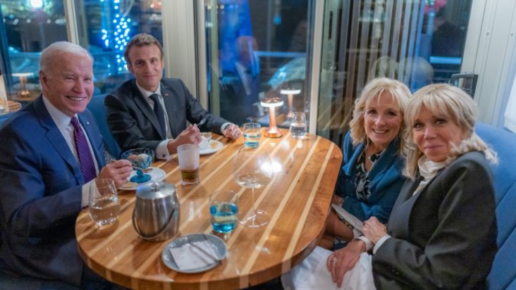 Μπάιντεν Μακρόν