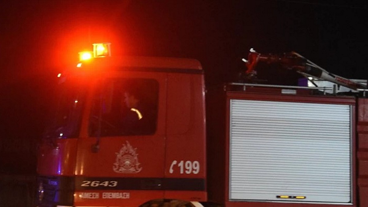 Θεσσαλονίκη: Τροχαίο με δύο οχήματα στην Καλαμαριά – Δύο τραυματίες