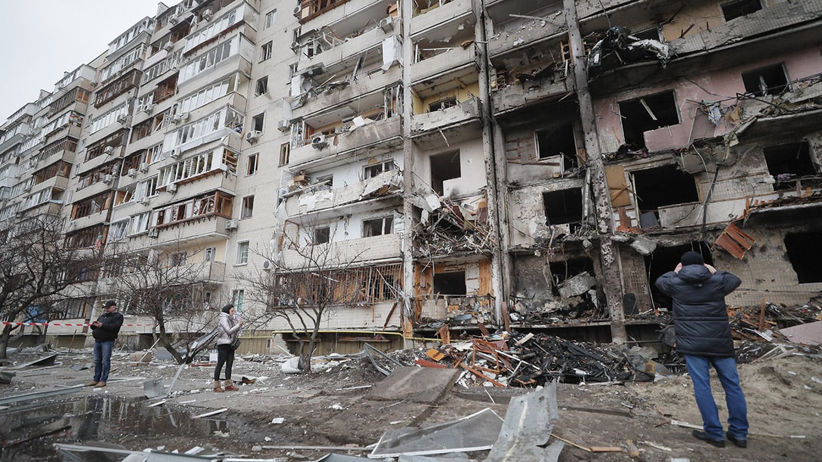 ΥΠΕΞ για δύο χρόνια πολέμου στην Ουκρανία: Στεκόμαστε σταθερά στο πλευρό της