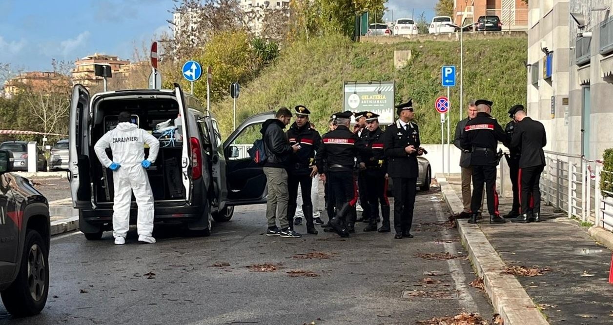 πυροβολισμοί