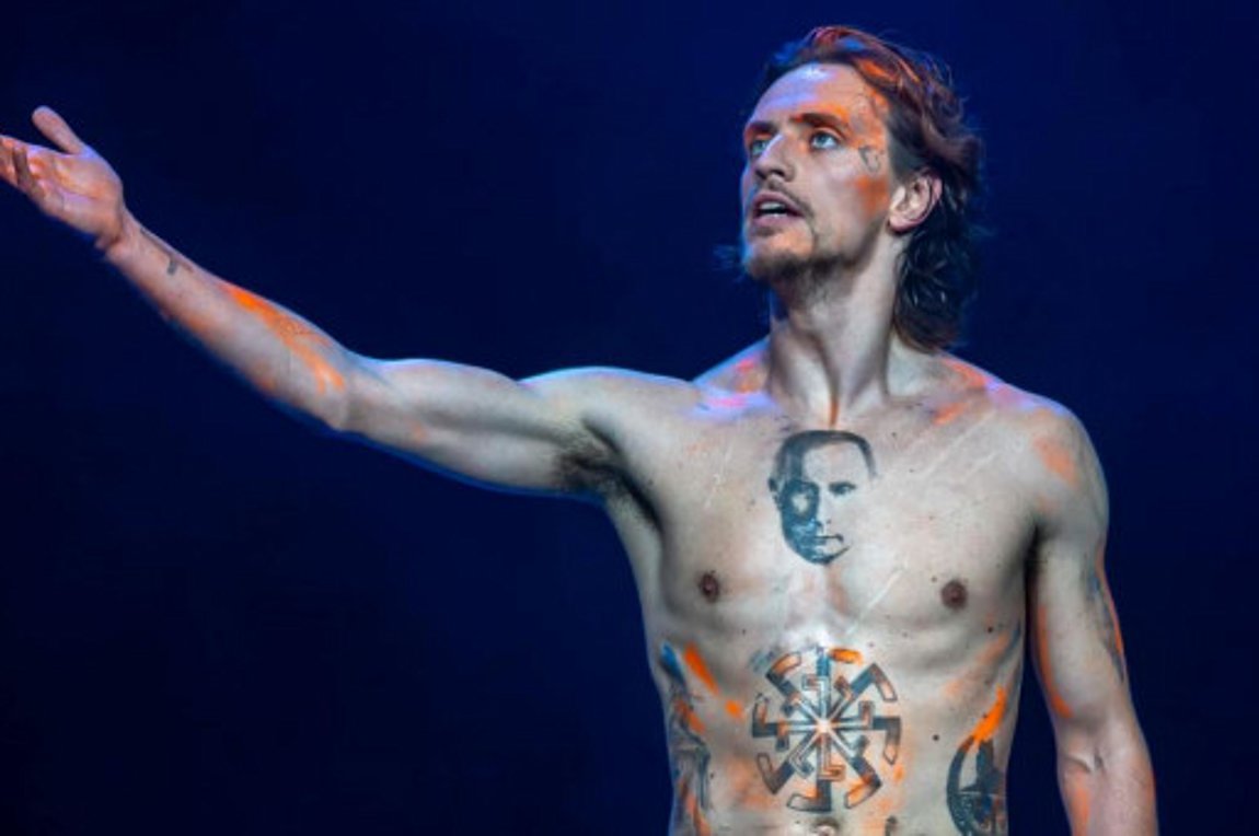 Ιταλία: Θέατρο ακύρωσε παράσταση του χορευτή Σεργκέι Πολούνιν για το τατουάζ του Πούτιν