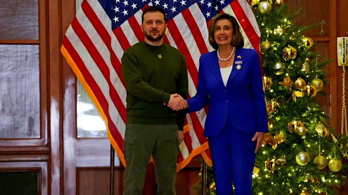 ΗΠΑ: Η Νάνσι Πελόζι καλωσόρισε τον Βολοντίμιρ Ζελένσκι στο Καπιτώλιο