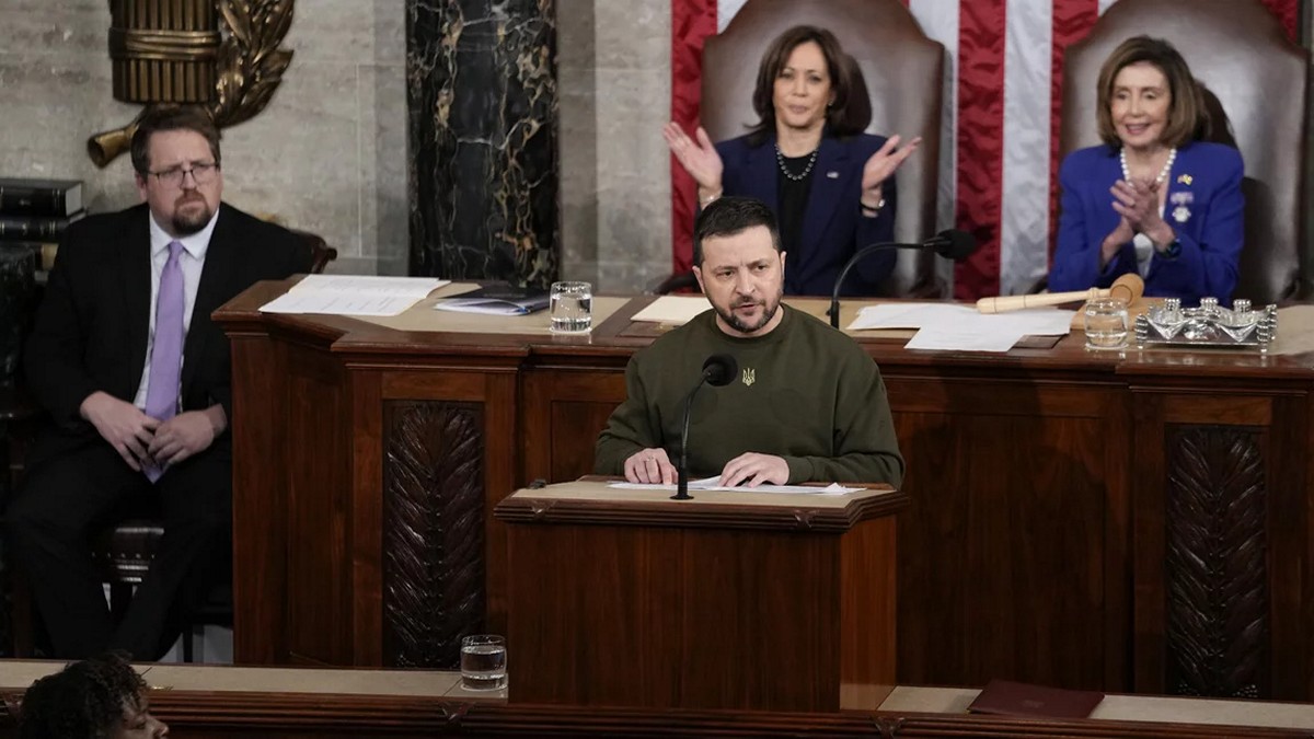Ομιλία Ζελένσκι στο Κογκρέσο: Η Ουκρανία είναι ζωντανή – Τα χρήματά σας είναι επένδυση στην παγκόσμια ασφάλεια