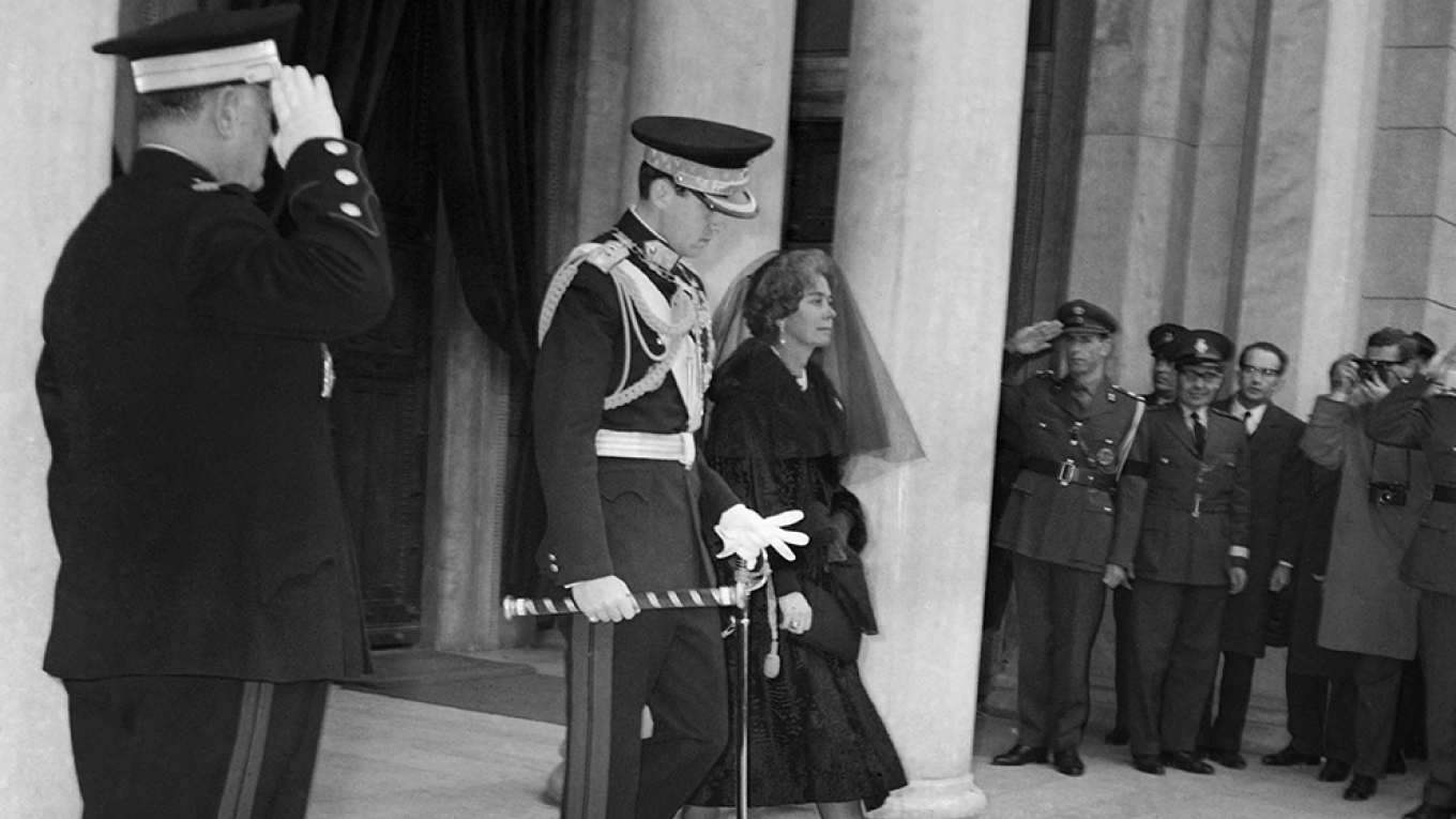 Τέως βασιλιάς Κωνσταντίνος: Ημερομηνίες – σταθμοί της ζωής του