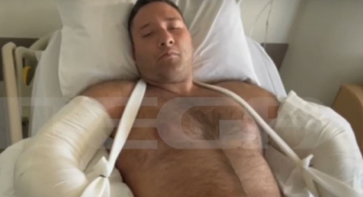 Θεολόγος: «Νιώθω σαν να μου έχουν κόψει τα χέρια» – Συγκλονίζει ο 22χρονος που τραυματίστηκε όταν βούτηξε για τον σταυρό