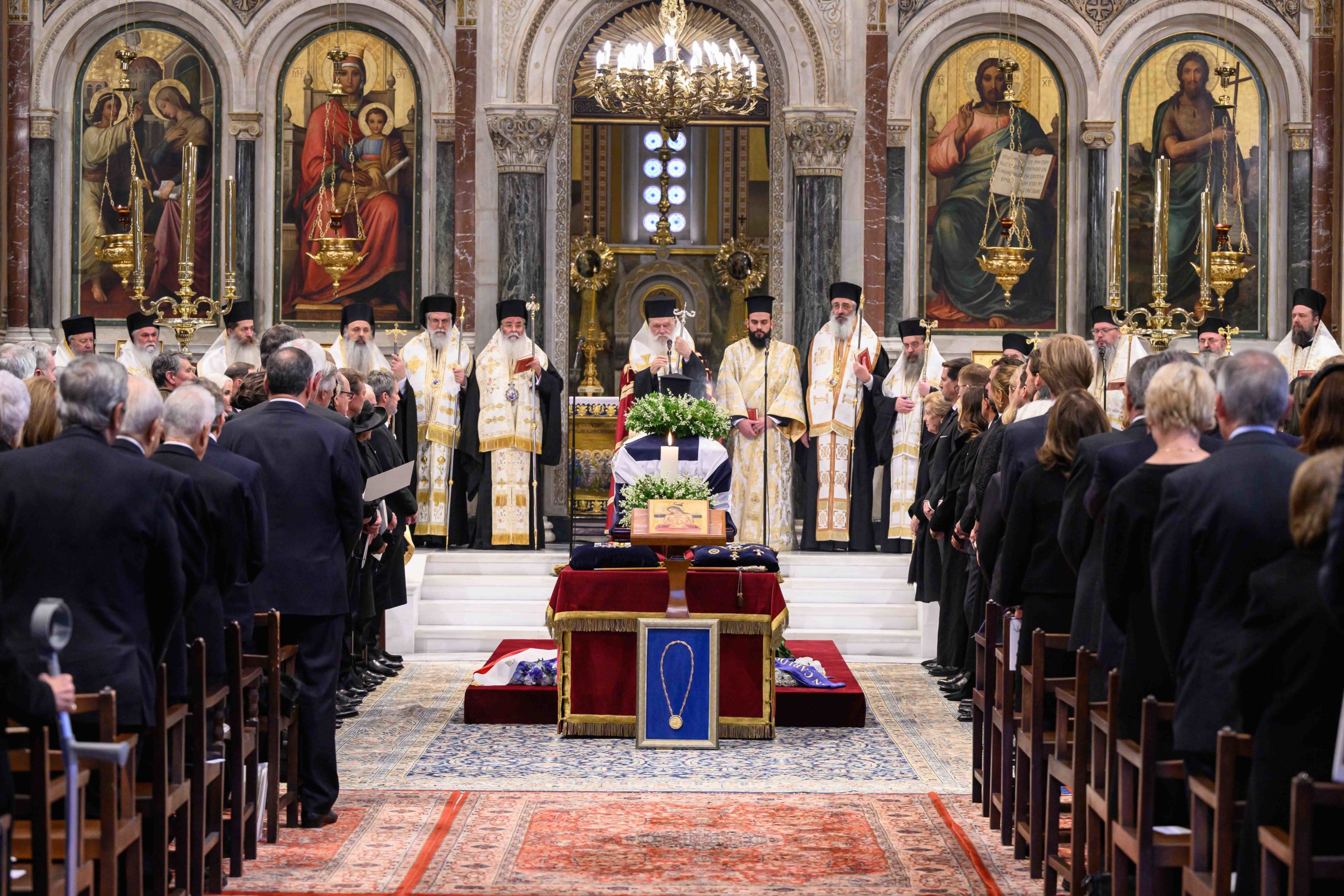 τέως βασιλιάς Κωνσταντίνος