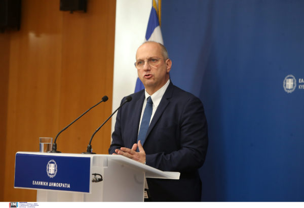 Γιάννης Οικονόμου