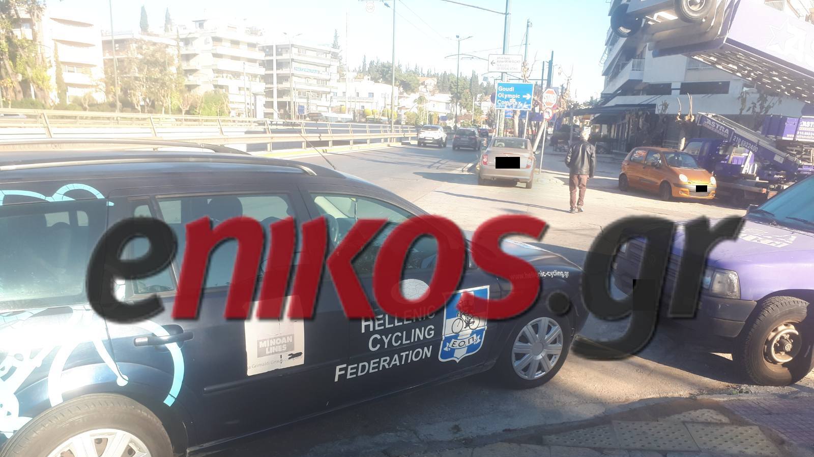 Παρκάρισμα «ντροπή» από οδηγό που θα έπρεπε να δίνει το παράδειγμα και στους υπόλοιπους – ΦΩΤΟ αναγνώστη