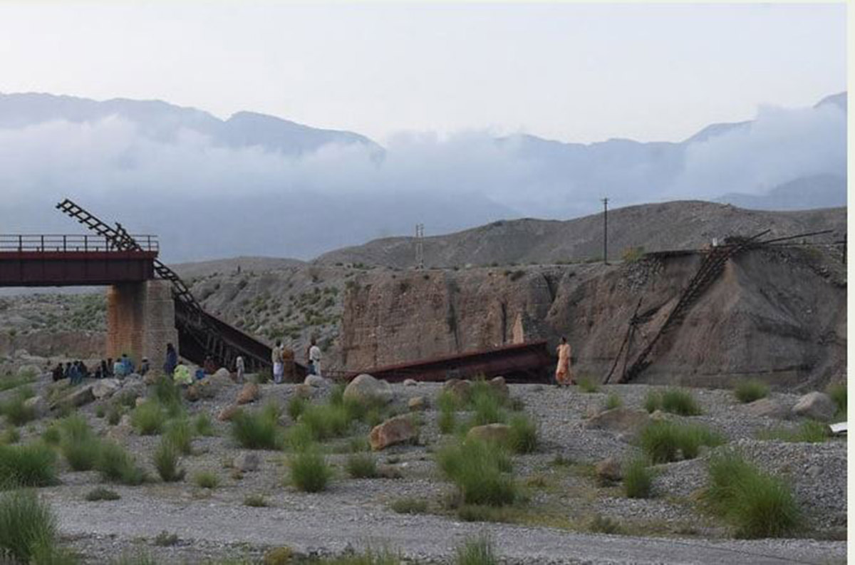 Τραγωδία στο Πακιστάν με λεωφορείο