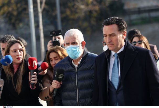 Πέτρος Φιλιππίδης