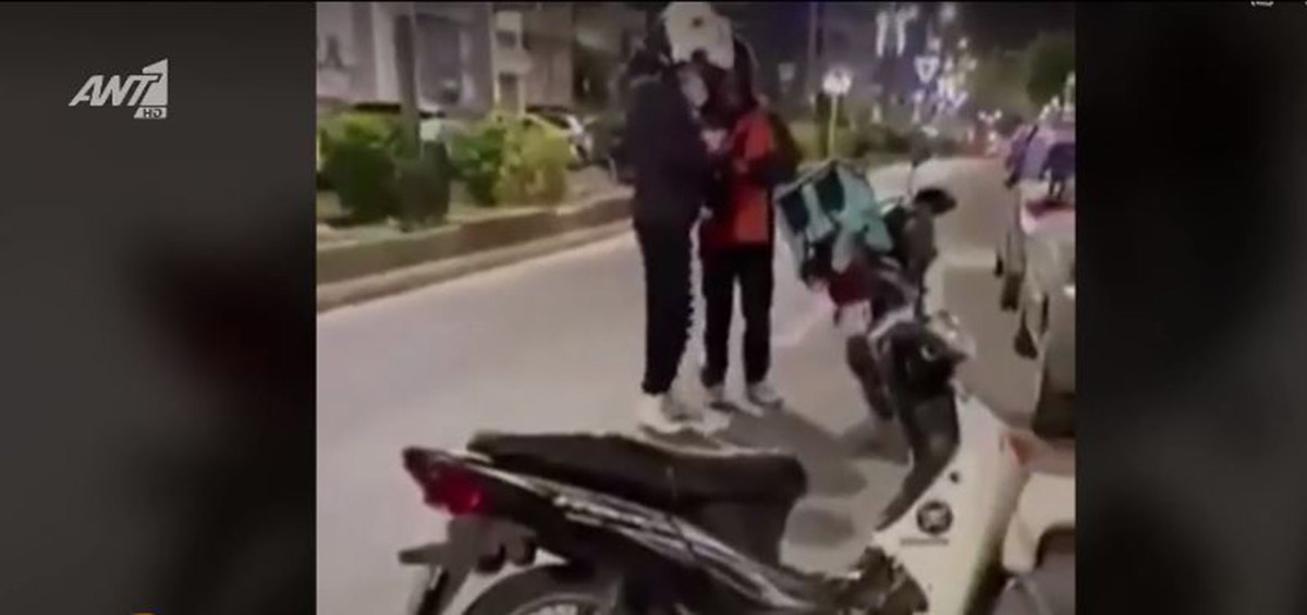 Παριστάνουν τους αστυνομικούς στον Βύρωνα