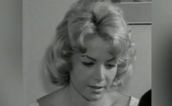 Ντέπυ Μαρτίνη