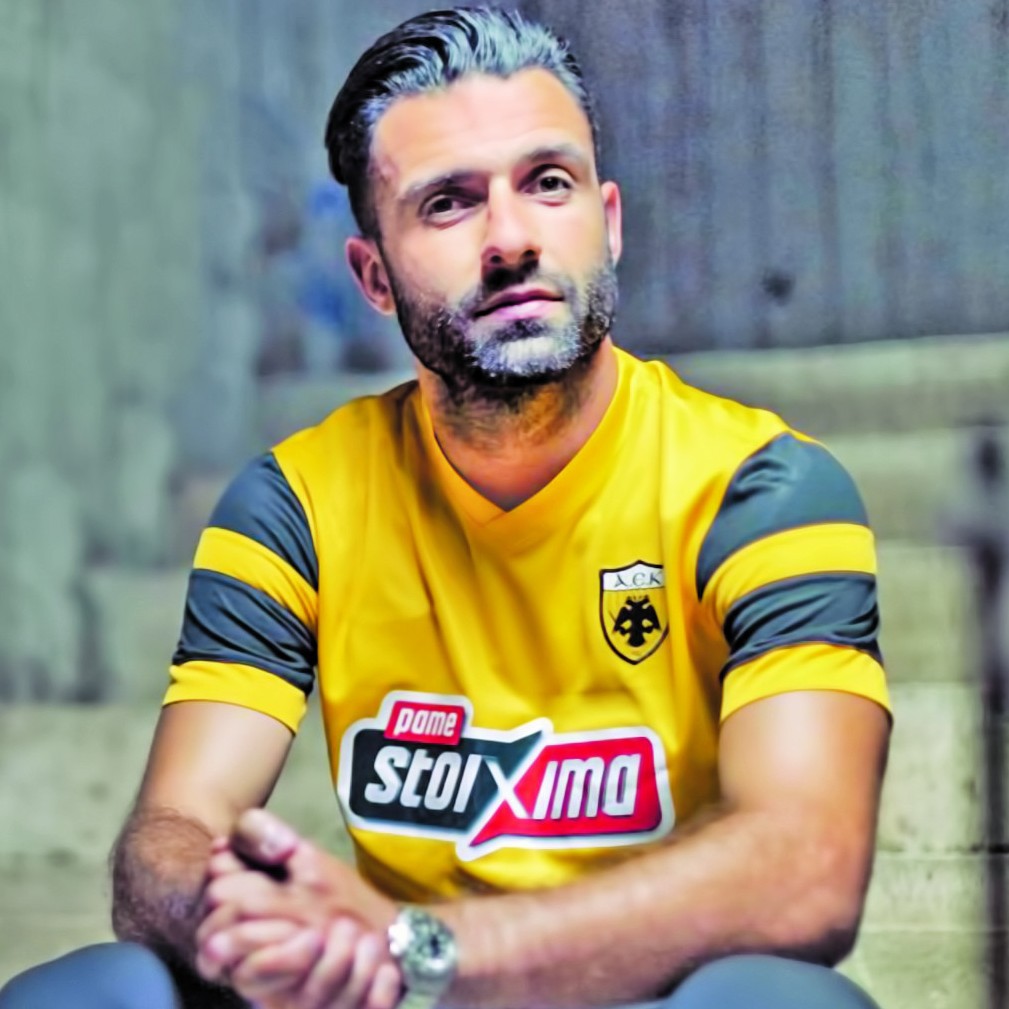 Γιώργος Τζαβέλλας